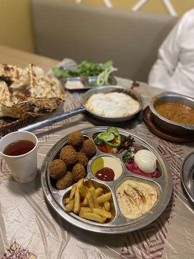 لذيذ للأكلات الشعبية - فرع النهضة