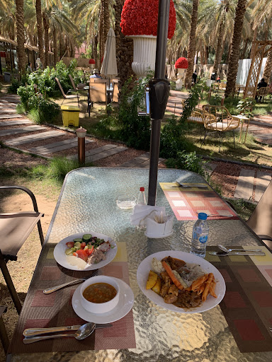 مطعم نيلوفر بارك