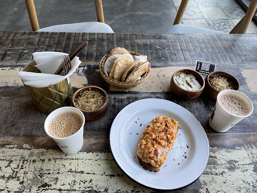 Paraguas Café (Breakfast | Lunch | Dinner)
