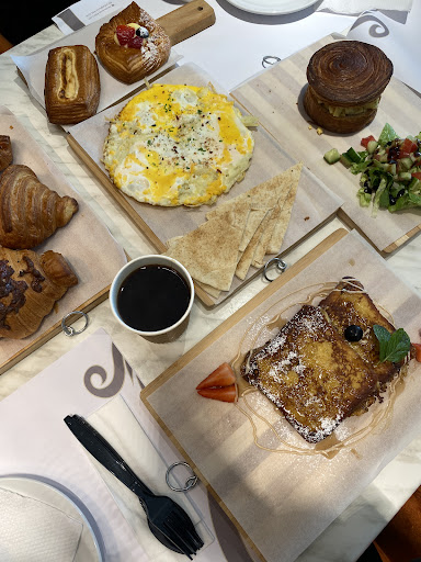 Tiola Bakery & Bistro